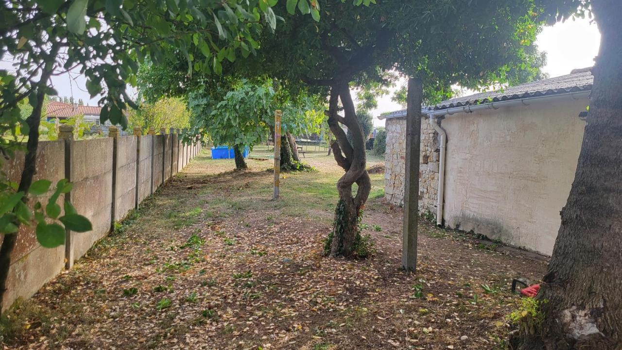 Maison 6 Personnes A Qlqs Minutes Des Plages Le Bernard Extérieur photo